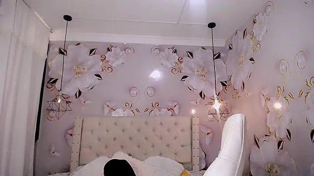 jasmin brunette  online show from 13, 1, 2025