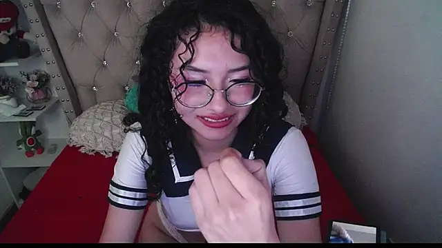 Snapshot of CherieCurl chatting on 28, 11, 2025 CherieCurl online show from 28, 11, 2025