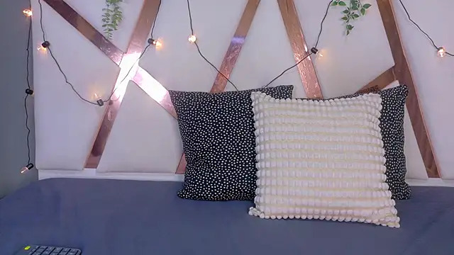 Snapshot of LilithSmith_ chatting on 24, 2, 2026 LilithSmith online show from 24, 2, 2026