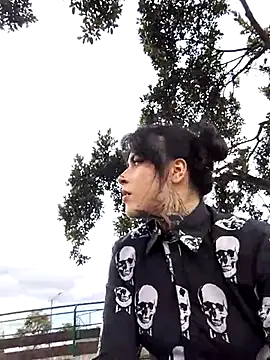 taaylor33 online show from 28, 10, 2025