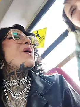 Snapshot of taaylor33 chatting on 7, 1, 2026 taaylor33 online show from 7, 1, 2026