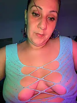 Snapshot of DeeLight124 chatting on 18, 4, 2026 DeeLight124 online show from 18, 4, 2026