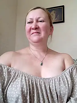 Snapshot of blondyaguar chatting on 3, 12, 2024 blondyaguar online show from 3, 12, 2024