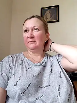 Snapshot of blondyaguar chatting on 21, 12, 2024 blondyaguar online show from 21, 12, 2024