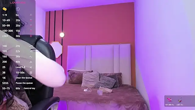 Snapshot of Chloe_fischer_ chatting on 16, 4, 2026 Chloe fischer online show from 16, 4, 2026