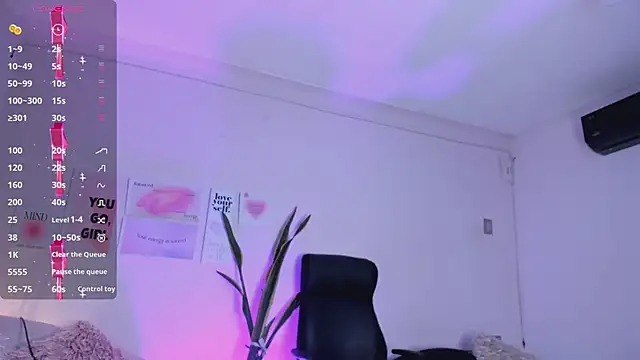 MissSussy online show from 13, 2, 2025