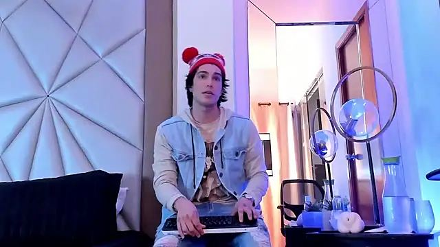 Karimferrer online show from 23, 12, 2024