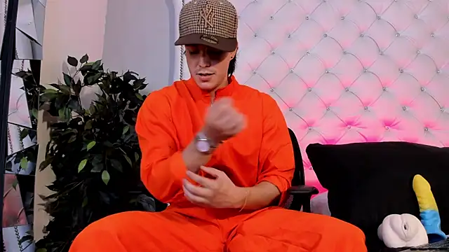 Karimferrer online show from 31, 3, 2026