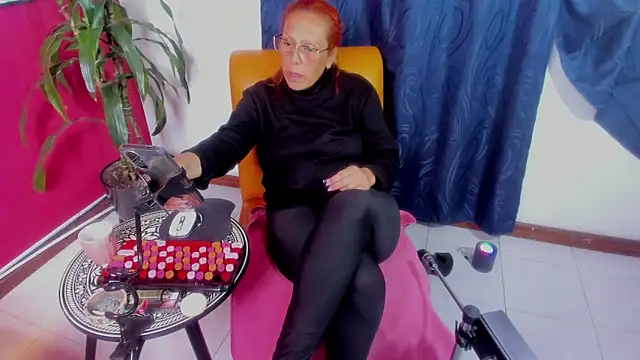 BrendaSex Hot online show from 28, 11, 2025