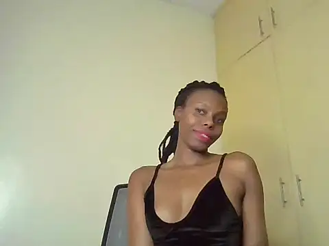 Snapshot of naughty_ebony-queen chatting on 27, 12, 2024 naughty ebony-queen online show from 27, 12, 2024