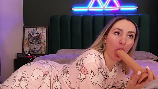 kimmie meow online show from 4, 12, 2024