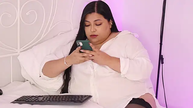 Snapshot of Adia_ chatting on 15, 1, 2025 Adia online show from 15, 1, 2025