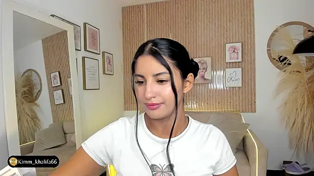 Kimm khalifa online show from 23, 1, 2025