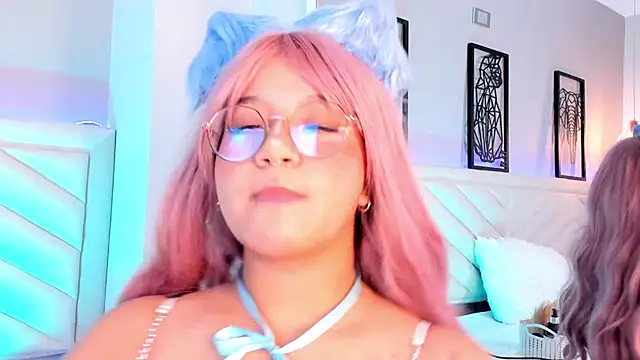 Snapshot of Sally__Walker chatting on 21, 1, 2025 Sally Walker online show from 21, 1, 2025