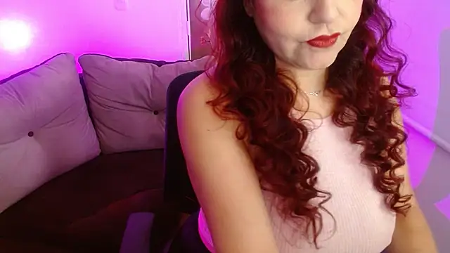 Snapshot of milfrousse chatting on 25, 4, 2026 milfrousse online show from 25, 4, 2026