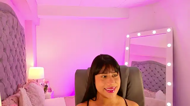 Snapshot of AshleyFerrer chatting on 18, 9, 2025 AshleyFerrer online show from 18, 9, 2025