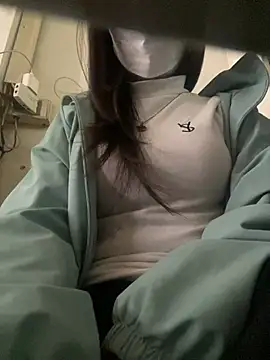 Tuongvy05 online show from 1, 1, 2025