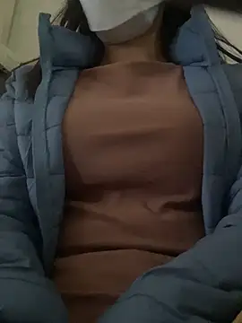 Tuongvy05 online show from 25, 2, 2025