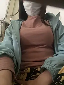 Tuongvy05 online show from 8, 3, 2025