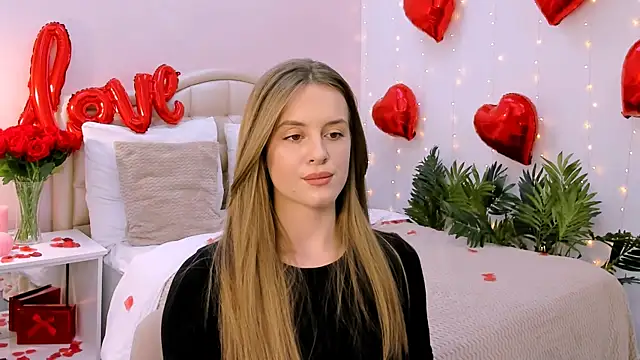 RozzitaBedberry online show from 12, 2, 2025