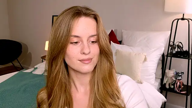 RozzitaBedberry online show from 11, 9, 2025