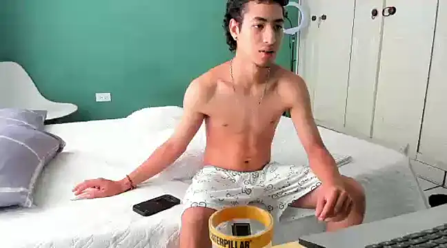 Snapshot of Chandler_ken chatting on 28, 1, 2025 Chandler ken online show from 28, 1, 2025