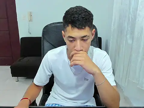 Snapshot of Chandler_ken chatting on 16, 9, 2025 Chandler ken online show from 16, 9, 2025