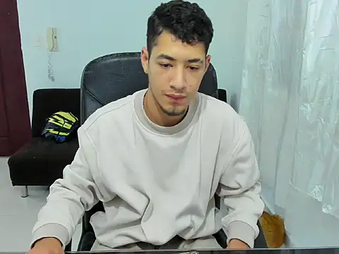 Snapshot of Chandler_ken chatting on 29, 9, 2025 Chandler ken online show from 29, 9, 2025