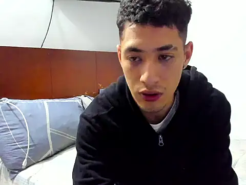 Snapshot of Chandler_ken chatting on 22, 11, 2025 Chandler ken online show from 22, 11, 2025