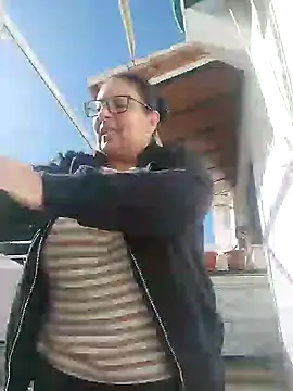 Anais-Te-La-Como online show from 5, 2, 2025