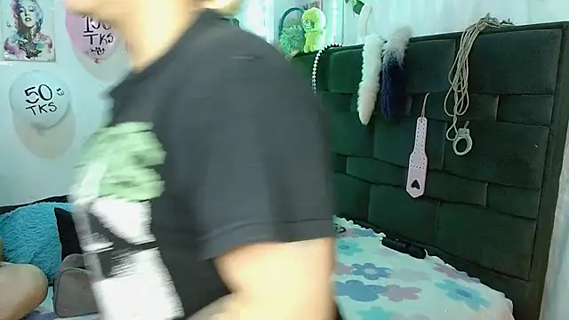 Snapshot of the_lesbian_game chatting on 21, 3, 2026 the lesbian game online show from 21, 3, 2026