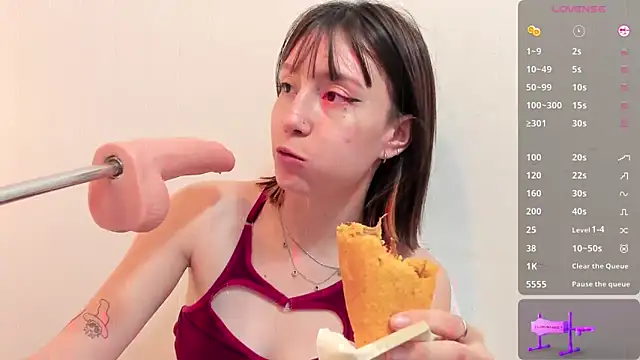 Snapshot of lizzy_davis_1 chatting on 1, 3, 2025 lizzy davis 1 online show from 1, 3, 2025