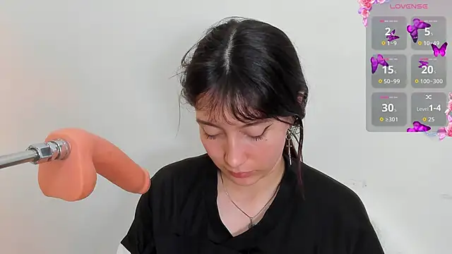 Snapshot of lizzy_davis_1 chatting on 10, 9, 2025 lizzy davis 1 online show from 10, 9, 2025