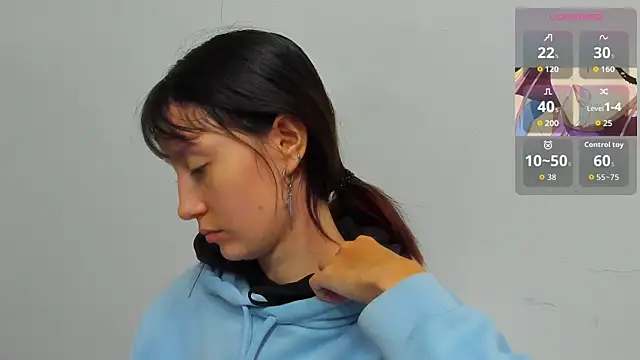 Snapshot of lizzy_davis_1 chatting on 12, 9, 2025 lizzy davis 1 online show from 12, 9, 2025