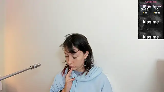 Snapshot of lizzy_davis_1 chatting on 30, 10, 2025 lizzy davis 1 online show from 30, 10, 2025