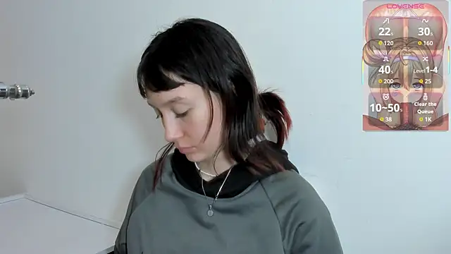 Snapshot of lizzy_davis_1 chatting on 13, 11, 2025 lizzy davis 1 online show from 13, 11, 2025