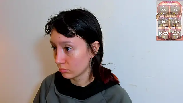 Snapshot of lizzy_davis_1 chatting on 21, 11, 2025 lizzy davis 1 online show from 21, 11, 2025