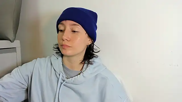 Snapshot of lizzy_davis_1 chatting on 1, 12, 2025 lizzy davis 1 online show from 1, 12, 2025