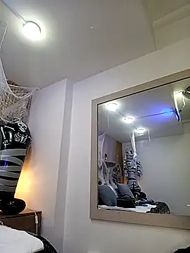 Snapshot of IsisBlake chatting on 31, 10, 2025 IsisBlake online show from 31, 10, 2025