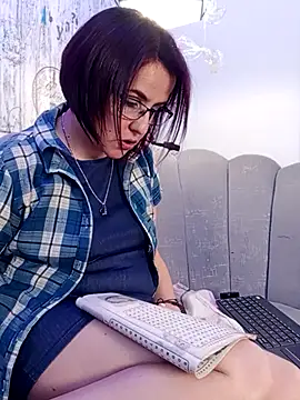 Snapshot of IsisBlake chatting on 26, 11, 2025 IsisBlake online show from 26, 11, 2025