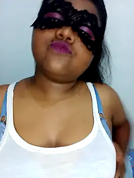 Snapshot of Sexy--queen1 chatting on 3, 10, 2025 Sexy--queen1 online show from 3, 10, 2025