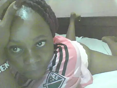 EBONYVANILLA02 online show from 10, 5, 2026