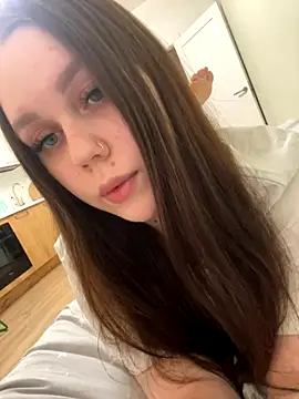 Snapshot of Marylallka5 chatting on 22, 10, 2025 Marylallka5 online show from 22, 10, 2025