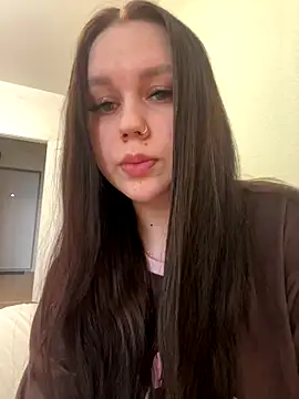 Snapshot of Marylallka5 chatting on 19, 11, 2025 Marylallka5 online show from 19, 11, 2025