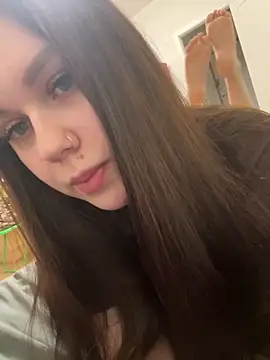 Snapshot of Marylallka5 chatting on 7, 2, 2026 Marylallka5 online show from 7, 2, 2026