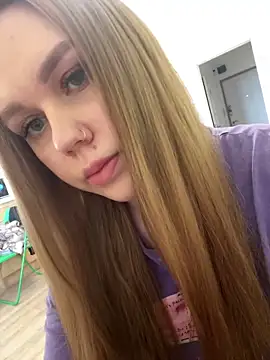 Snapshot of Marylallka5 chatting on 20, 3, 2026 Marylallka5 online show from 20, 3, 2026