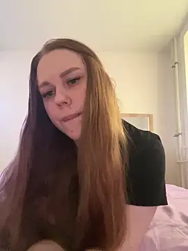 Marylallka5 online show from 3, 8, 2026