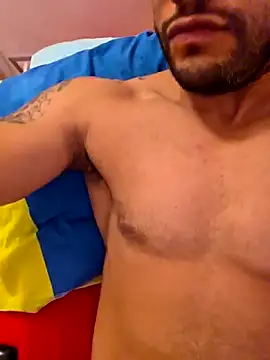 Macholatino8611 online show from 15, 10, 2025