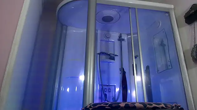 sexy-luna-star-ts online show from 3, 11, 2025