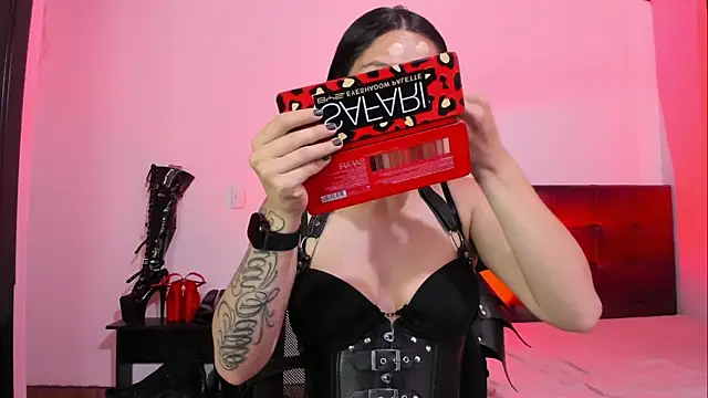 Snapshot of MistressVenena chatting on 17, 3, 2026 MistressVenena online show from 17, 3, 2026